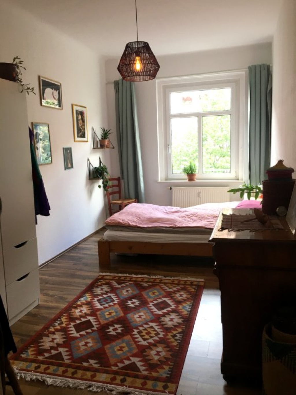 Zwischenmiete 10 Monate: Sanierte Altbauwohnung möbliert – Emil-Schubert-Straße, 4347 Leipzig Schönefeld – Vorschaubild 2