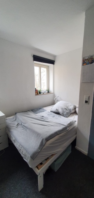 Ad image: WG rooms in under 8 WG