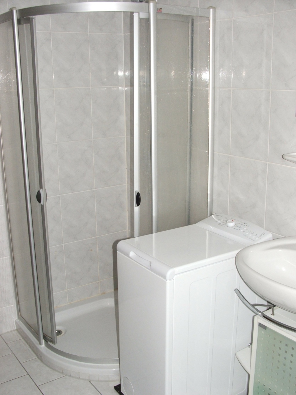 1-Zimmer-Wohnung Jülich Meerhofstraße 1 B - Bad: Runddusche