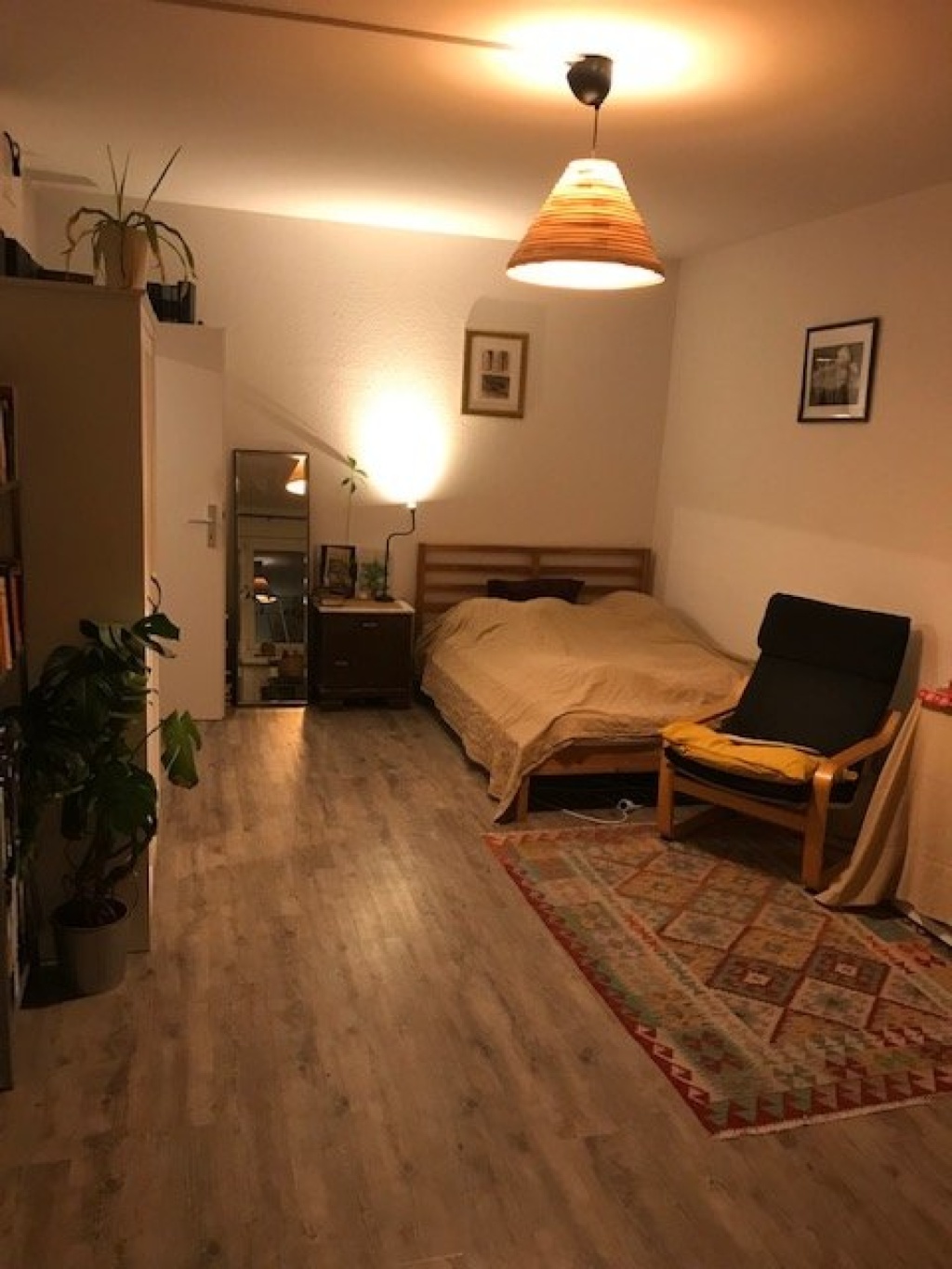 1-Zimmer Wohnung / One Room Apartment