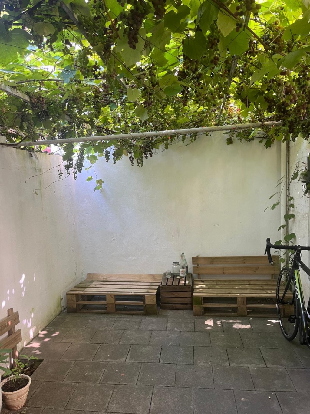 Zimmer in großer Wohnung mit Innenhof - Ende Oktober - Mitte November – Sechzigstraße 33, 50733 Köln Nippes – Vorschaubild 10