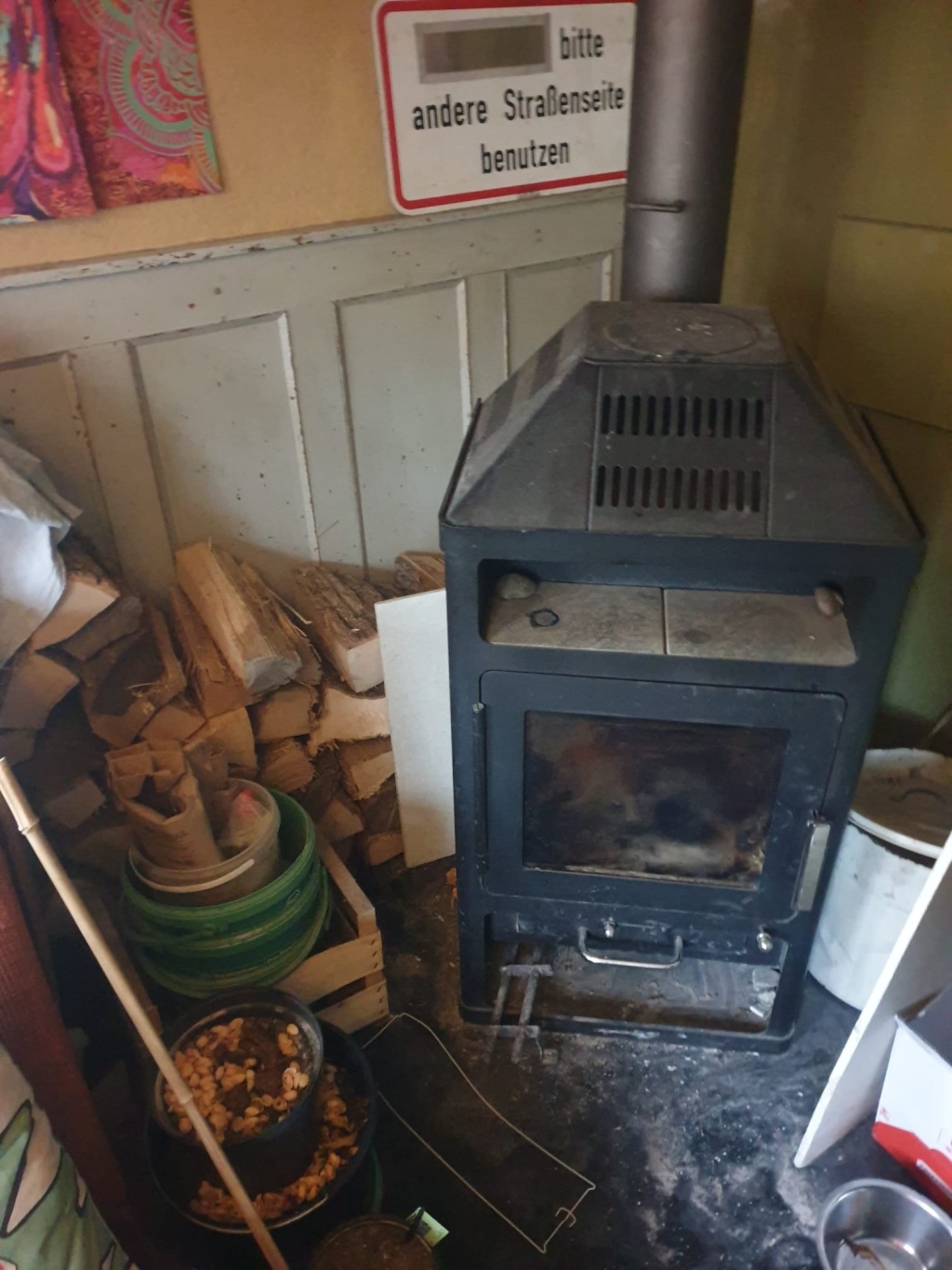 Habitación en WG Weingarten Liebfrauenstraße 30 - Holzofen Wohnzimmer