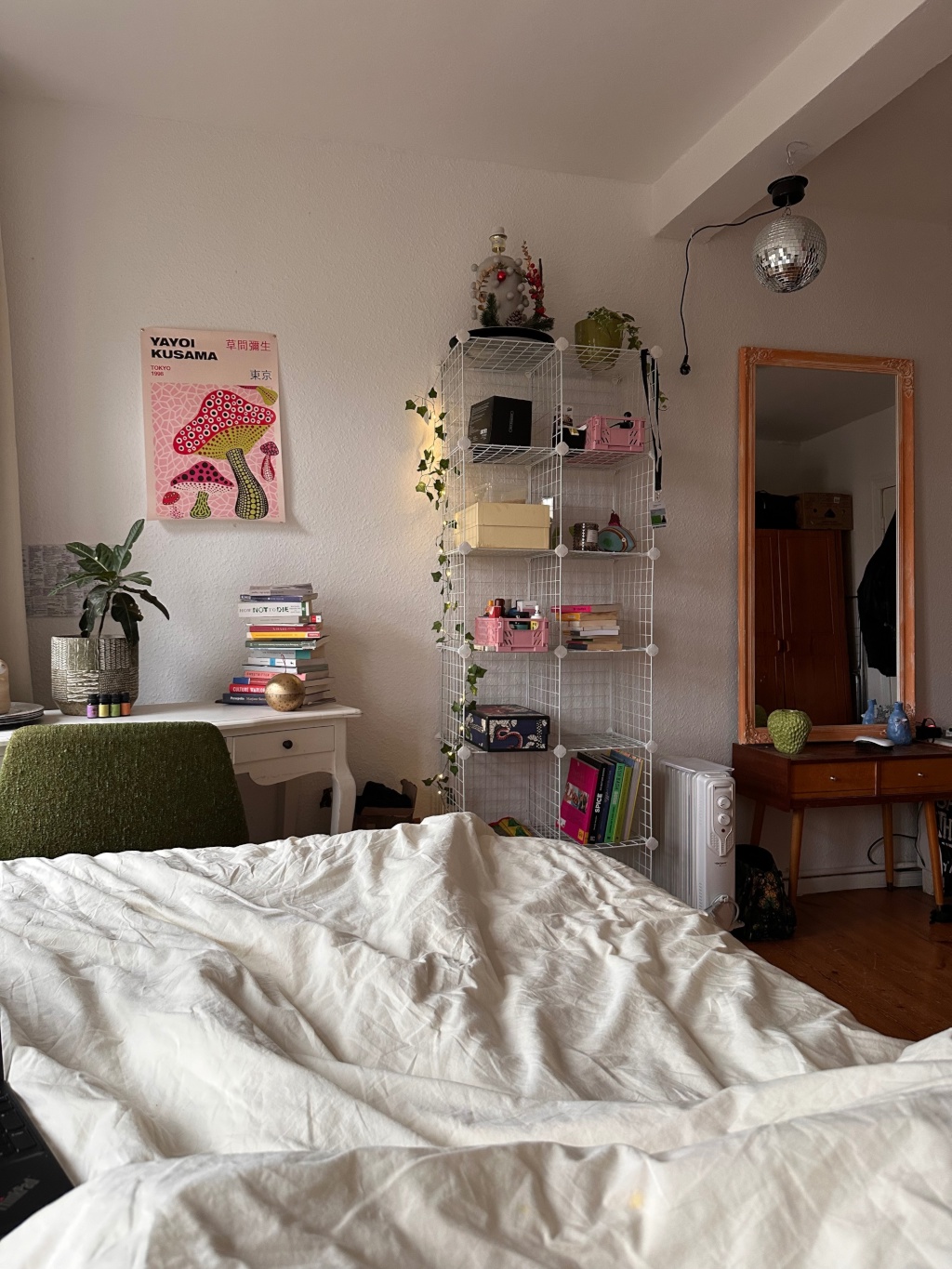 WG-Zimmer Kreuzberg Erkelenzdamm - Schlafzimmer