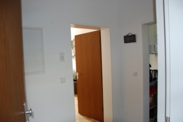 Anzeigenbild: Helle 2-Zimmerwohnung mit EBK Nähe Stadtpark