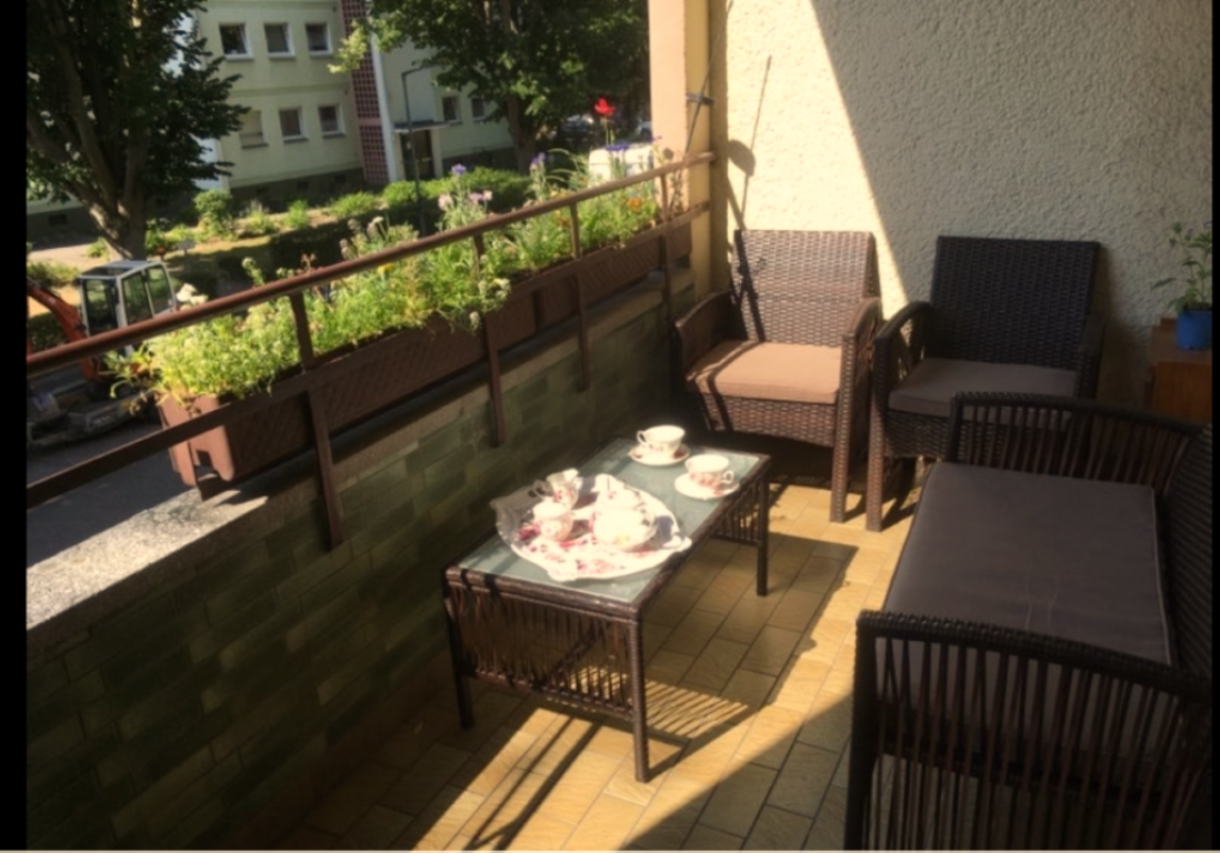 Flatshare Tempelhof Steinhellenweg - Balcony with the room for rent