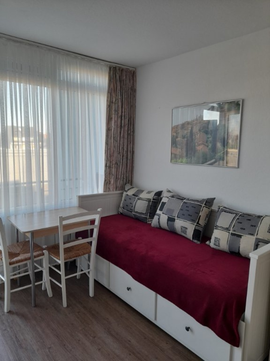 Befristet frei ruhige Wohnung mit Balkon – Venloer Str, 50825 Köln Ehrenfeld – Vorschaubild 3