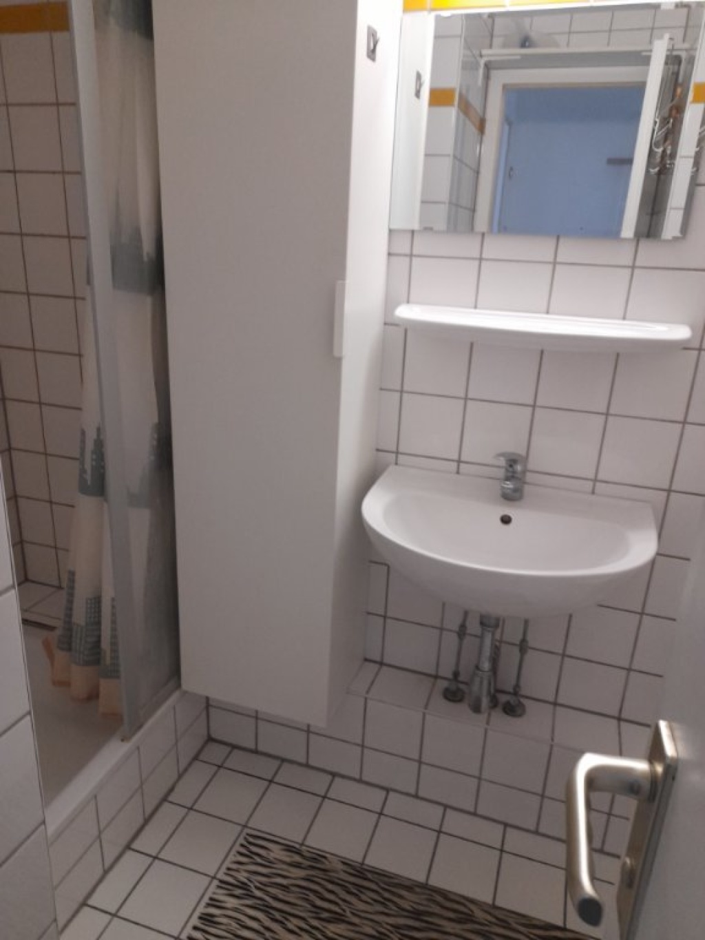Befristet frei ruhige Wohnung mit Balkon – Venloer Str, 50825 Köln Ehrenfeld – Vorschaubild 8