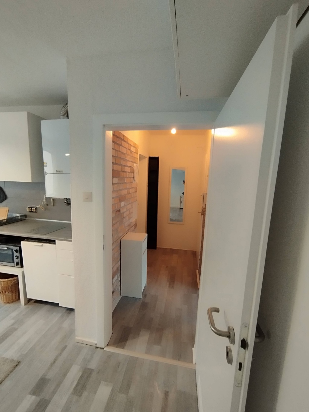 * Möblierte 1,5-Zi.-Wohnung, ab Dezember 2026 für ca. 6 (+/-) Monate ) – 40231 Düsseldorf Eller – Vorschaubild 10