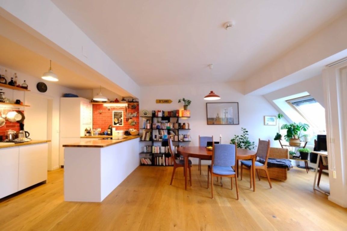 Bright and comfy flat with balcony in Prenzlauer Berg/Weissensee - 1.000,00 € per month warm – Streustraße 11, 13086 Berlin Prenzlauer Berg – Vorschaubild 2