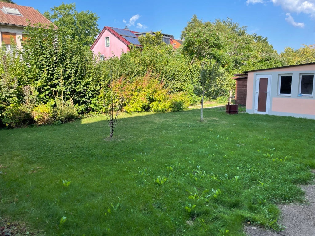 WG-Zimmer Erlangen-Ost Lupinenweg 19 - Garten