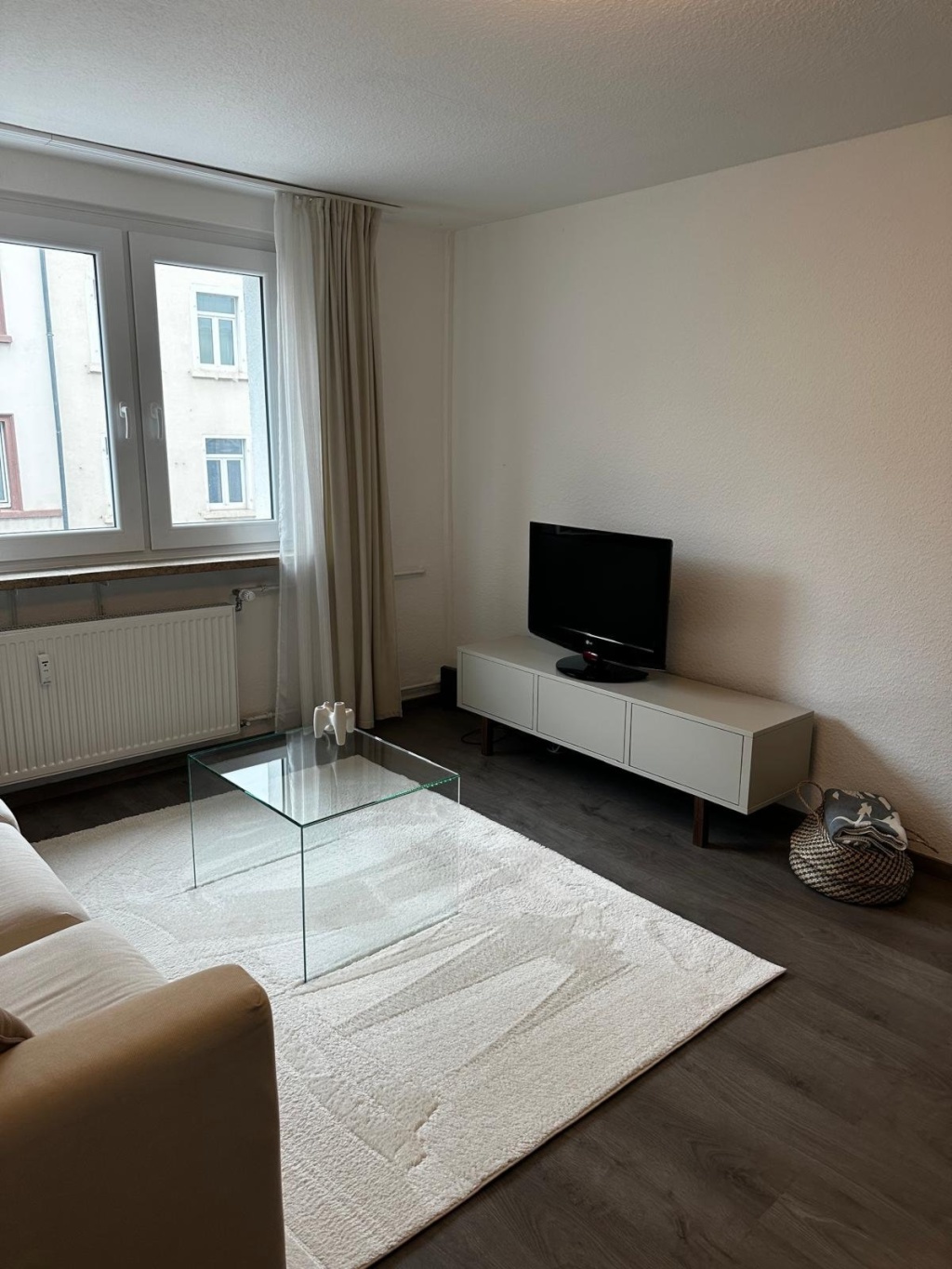 Teilmöblierte 2-Zimmer-Wohnung in Bockenheim – 60486 Frankfurt am Main Bockenheim – Vorschaubild 3