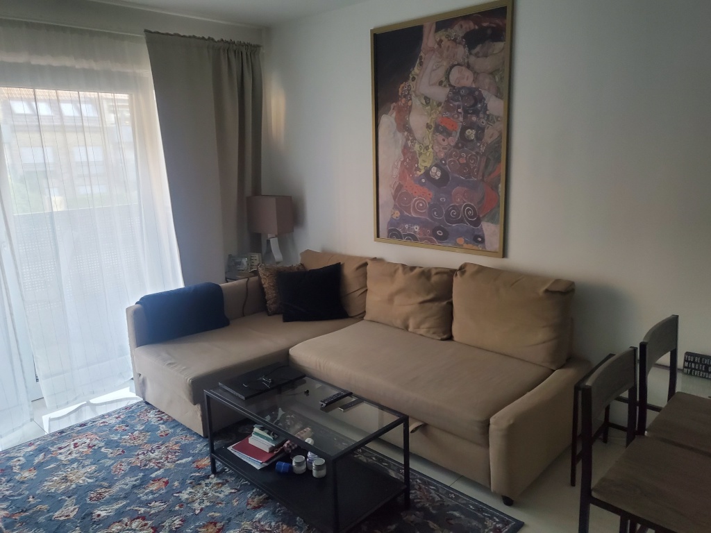 WG-Zimmer Bilk Witzelstraße, xxx - Sofabett gegenüber TV