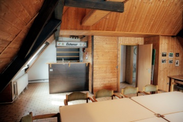 Ad image: WG rooms in student connection with garden & community sense