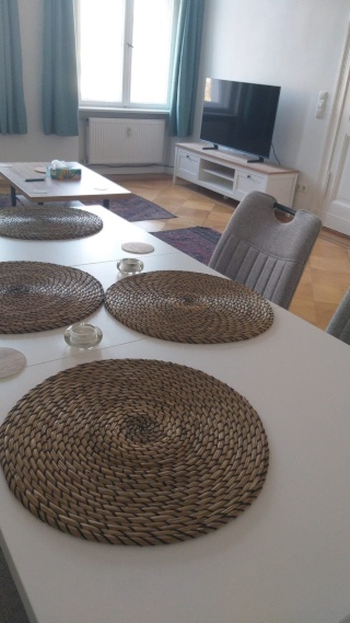 Vollmoeblierte Wohnung — photo 1