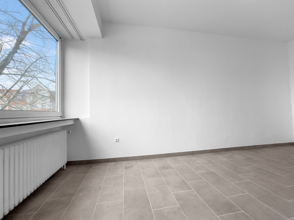 Teil-modernisiertes Apartment in H-Döhren – Hildesheimer Str. 223, 30519 Hannover Döhren – Vorschaubild 3