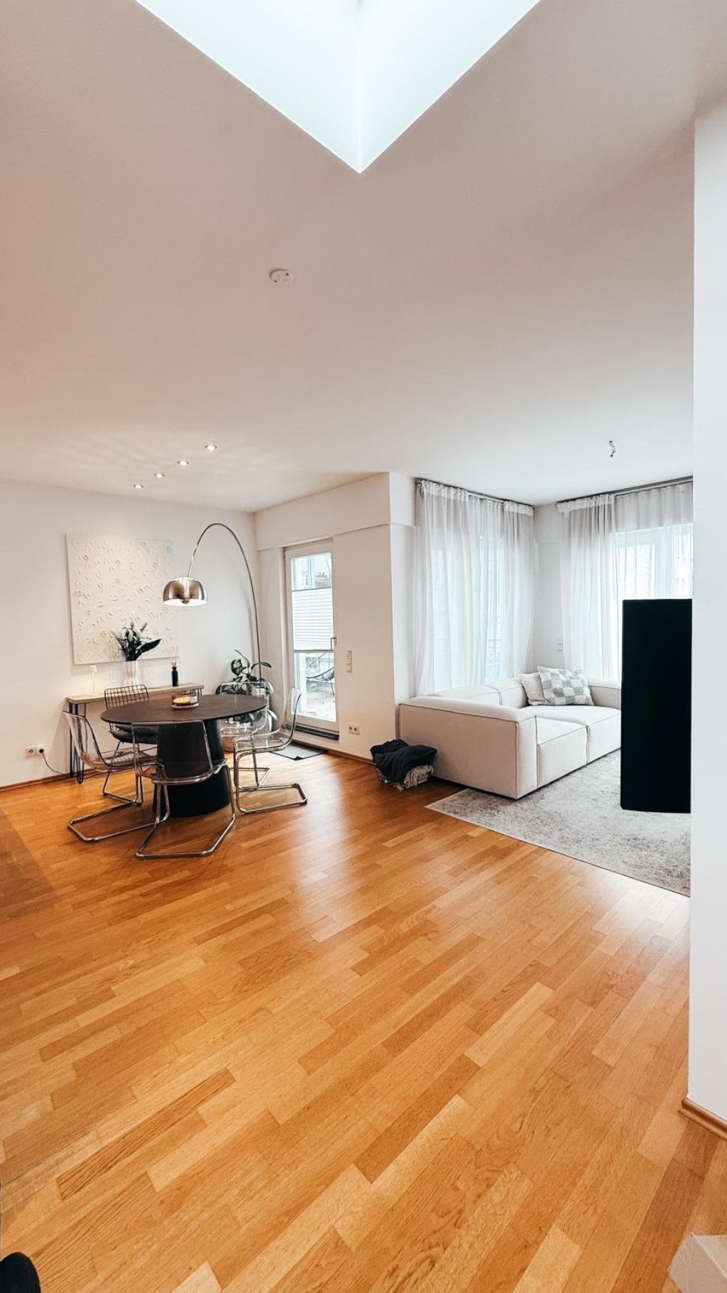 Zwischenmiete: 2 Zimmer Wohnung im Zentrum Kölns - 06.01.27 - 19.02.2027 – Weyerstraße 48-5, 50676 Köln Altstadt-Süd – Vorschaubild 11