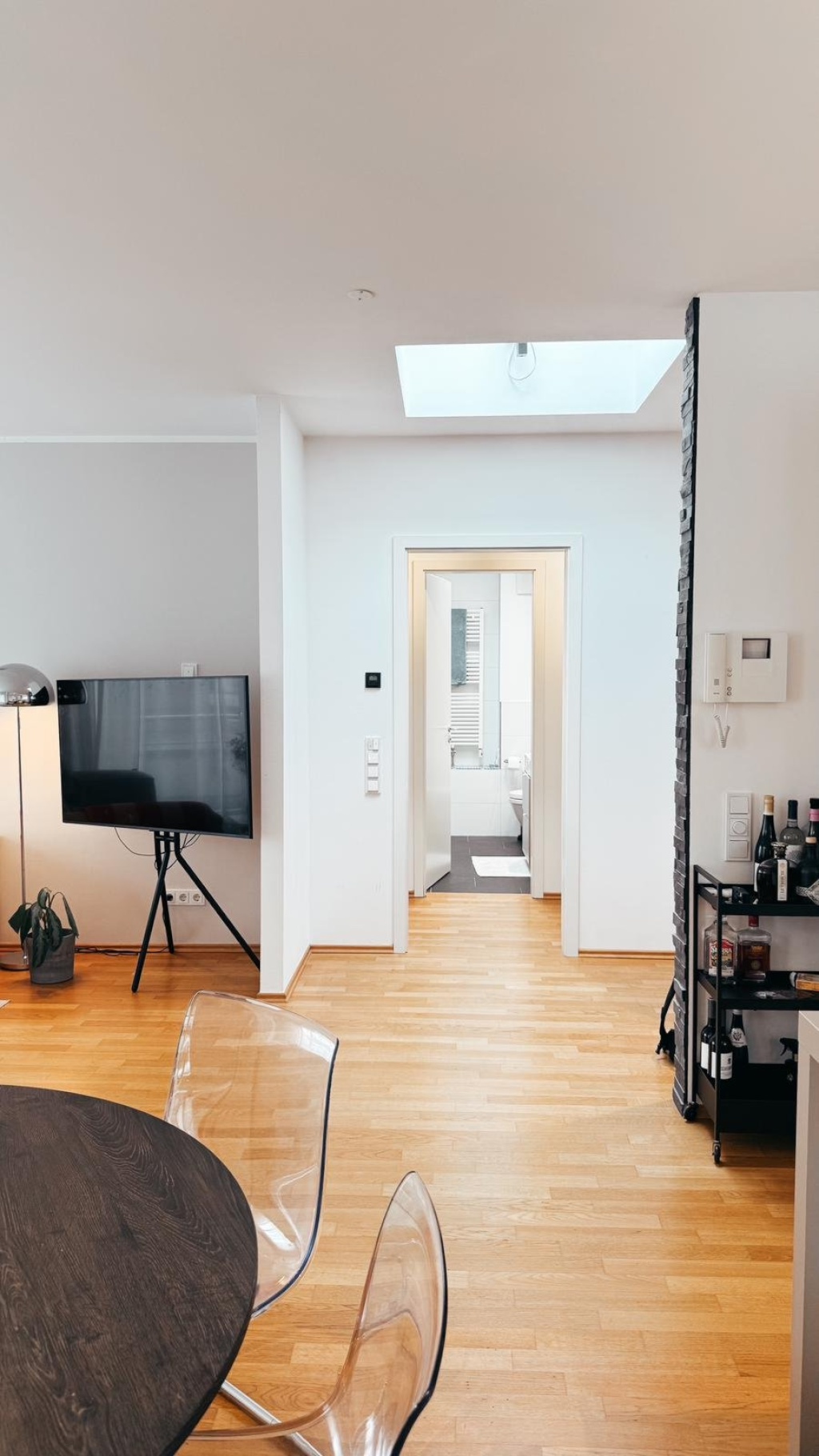 Zwischenmiete: 2 Zimmer Wohnung im Zentrum Kölns - 06.01.27 - 19.02.2027 – Weyerstraße 48-5, 50676 Köln Altstadt-Süd – Vorschaubild 4