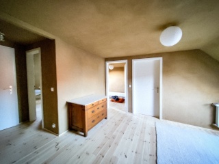 Anzeigenbild: Drei Zimmer frei in Hausgemeinschaft