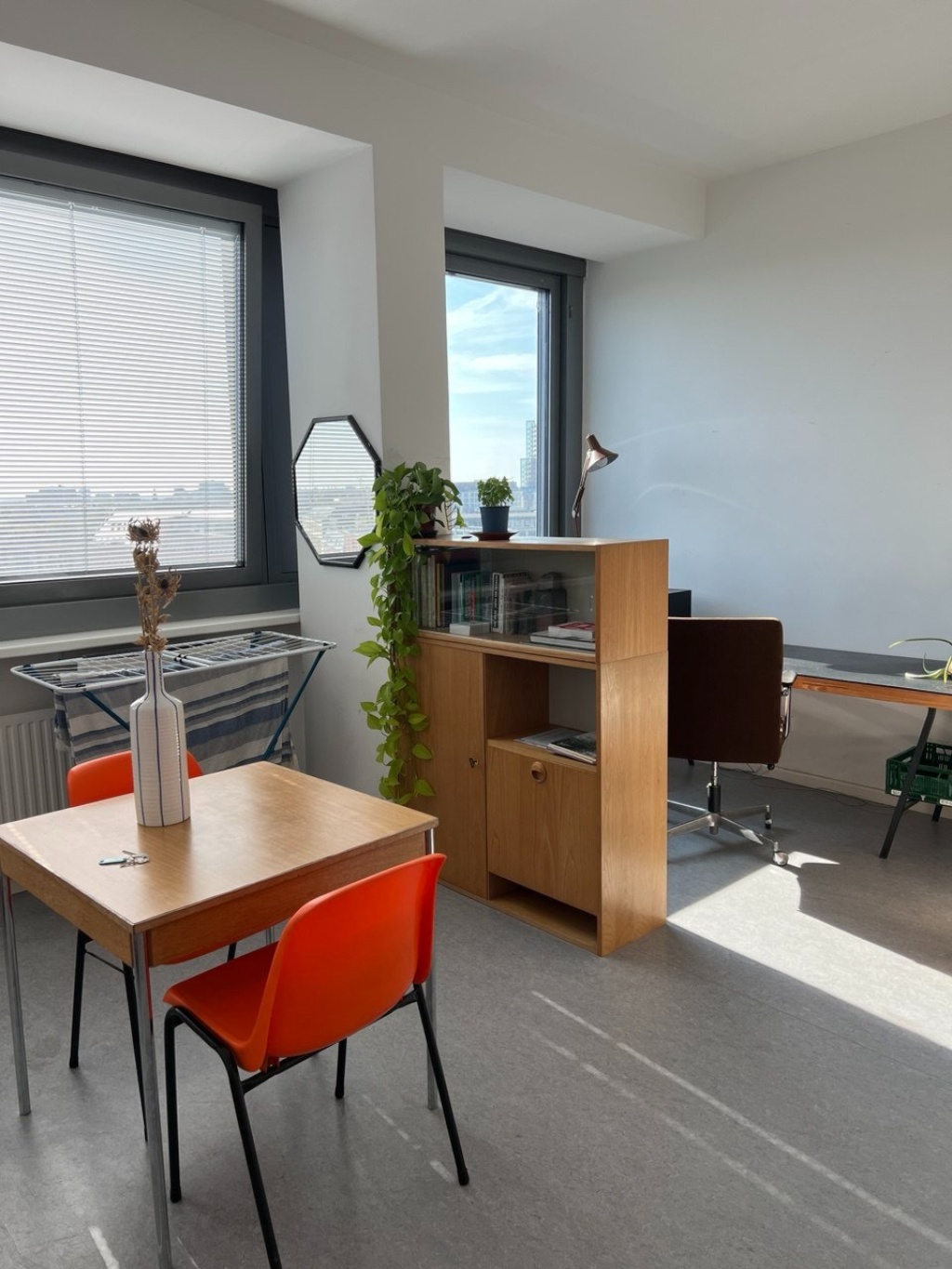 Furnished apartment in Kreuzberg available from 22 August to 30 September 2026. – Stresemannstraße 76, 10963 Berlin Friedrichshain-Kreuzberg – Vorschaubild 2