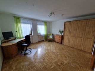 Anzeigenbild: Zimmer in Einfamilienhaus in sehr ruhiger Lage