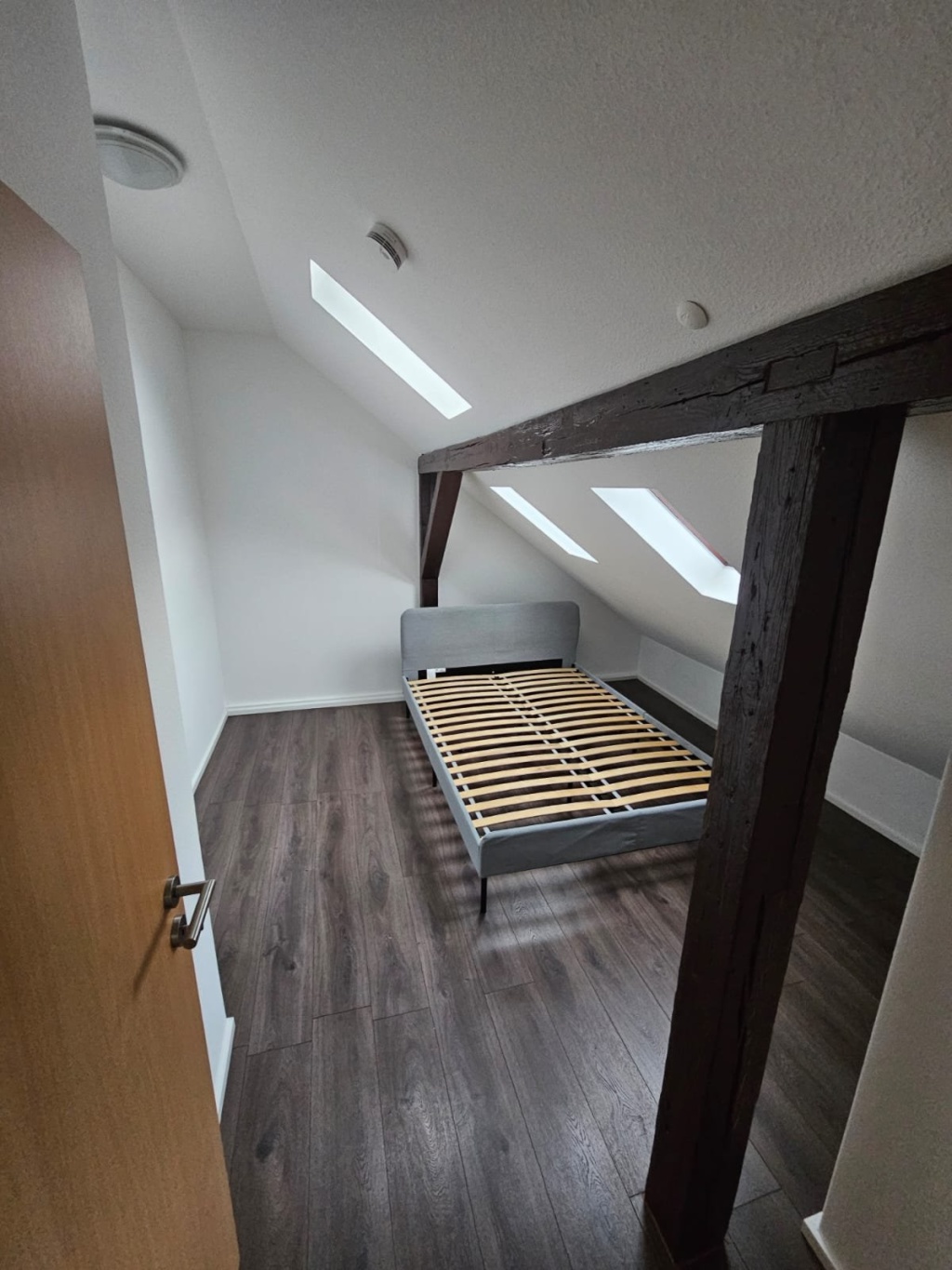 WG-geeignete 2-Zimmer-Wohnung im Dachgeschoss – Stuttgart-Nord – Pragstr. 92, 70376 Stuttgart Nord – Vorschaubild 9
