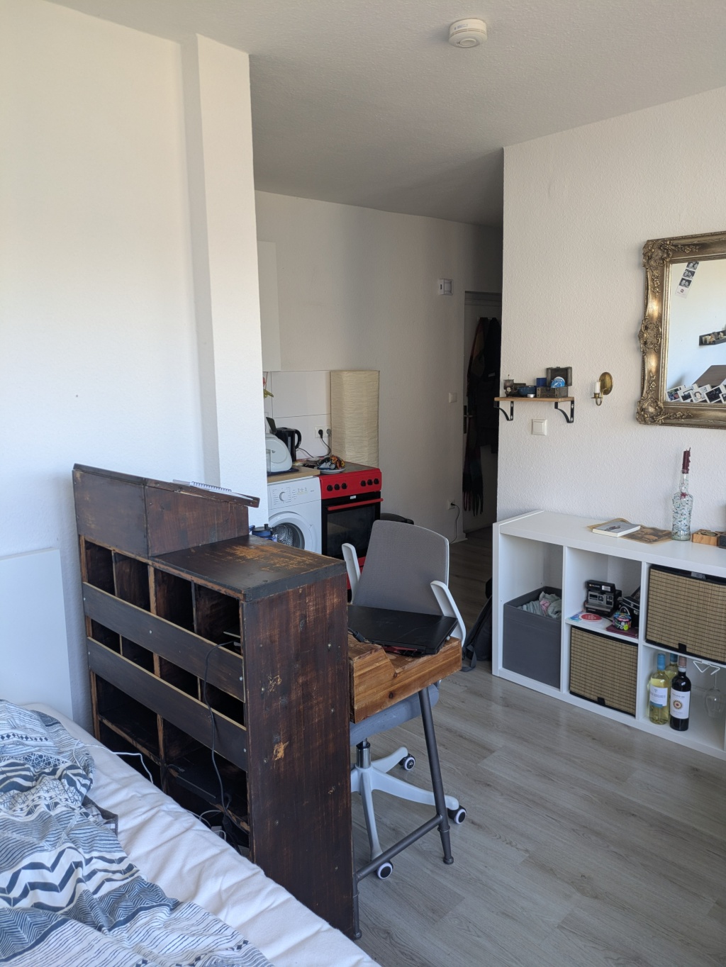 ZwiMi 1-Zimmer Wohnung im Herzen von Ehrenfeld *Teilmöbliert* September – Venloer Straße 265, 50823 Köln Köln – Vorschaubild 5