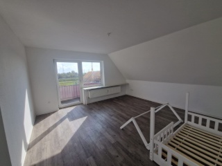 Imagen del anuncio: Charming 4-Room Apartment - Perfect for Families or Mobile Workers! available for rent until 30.09.2025