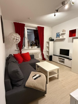 schöne, möblierte 2-Zimmer Wohnung in Mitte zur Zwischenmiete — photo 1
