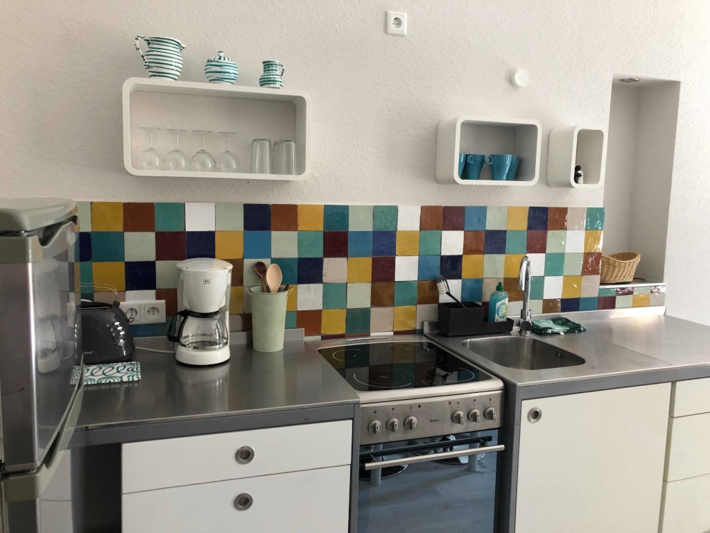 Wohnen auf Zeit - Möbliertes Apartment in Kassel-Mitte – 34117 Kassel Mitte – Vorschaubild 2