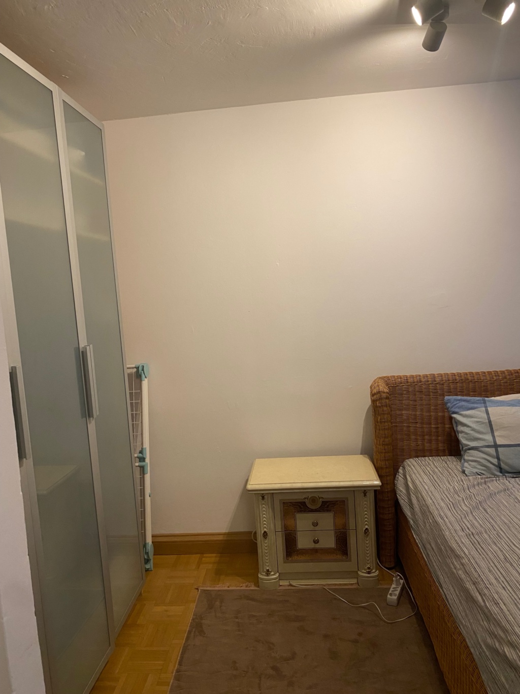 Top Lage / Möblierte 1,5 Zimmer Appartement in Ludwigsvorstadt-Isarvorstadt – 80336 München Ludwigsvorstadt-Isarvorstadt – Vorschaubild 3