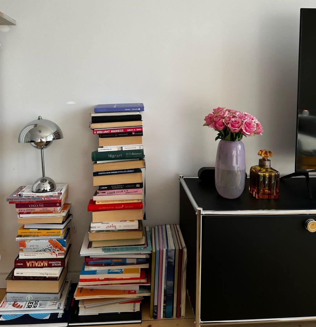Untermiete: Sonnendurchflutetet 2-Zimmer Wohnung mit Südbalkon in Eimsbüttel – Fruchtallee, 20259 Hamburg Eimsbüttel – Vorschaubild 2