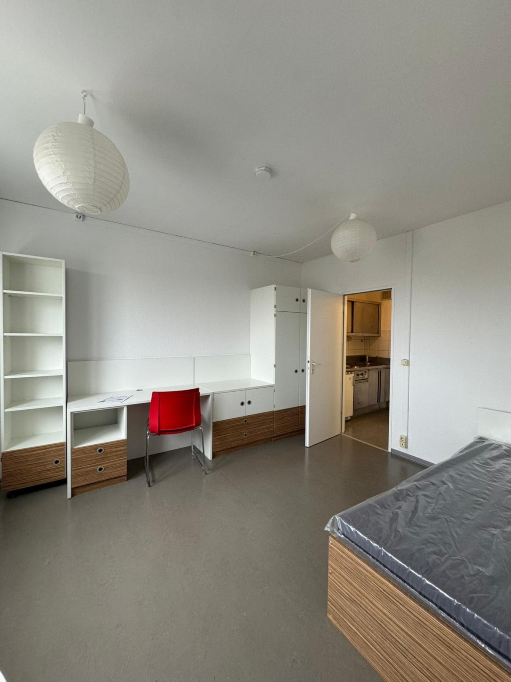 Studio Apartment - Classic Student Housing