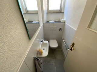 Anzeigenbild: WG Room for rent from April 1, You can rent for April-May or longer.