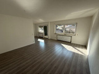Anzeigenbild: 3-Zimmer-Wohnung Sifi-Darmsheim Ruhige Lage Balkon AAP