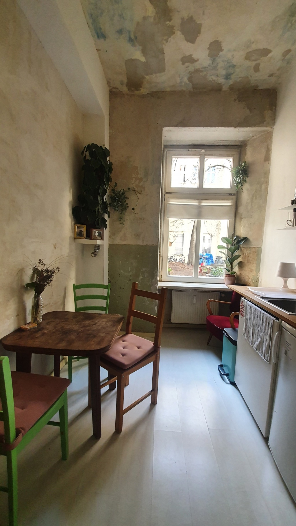 1-Zimmer Erdgeschosswohnung nähe Görlitzer Park im schönen Kungerkiez für ca. 6 Monate zur Untermiete (Dauer nach Absprache)