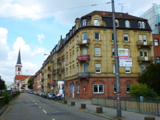 Anzeigenbild: ✨WG Wohnung im Jungbusch– renovierte 4-Zimmer-Wohnung im Dachgeschoss! ✨