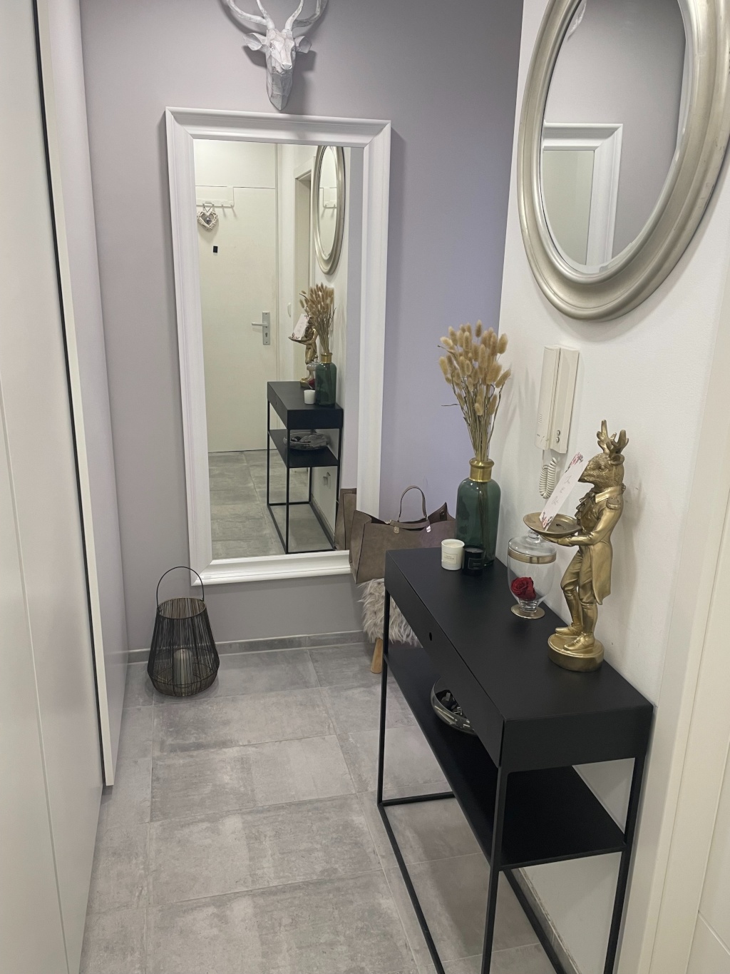 !TOP! Vollmöbliert und Renoviert in Top Lage am Leonrodplatz 2-Zi mit Balkon!