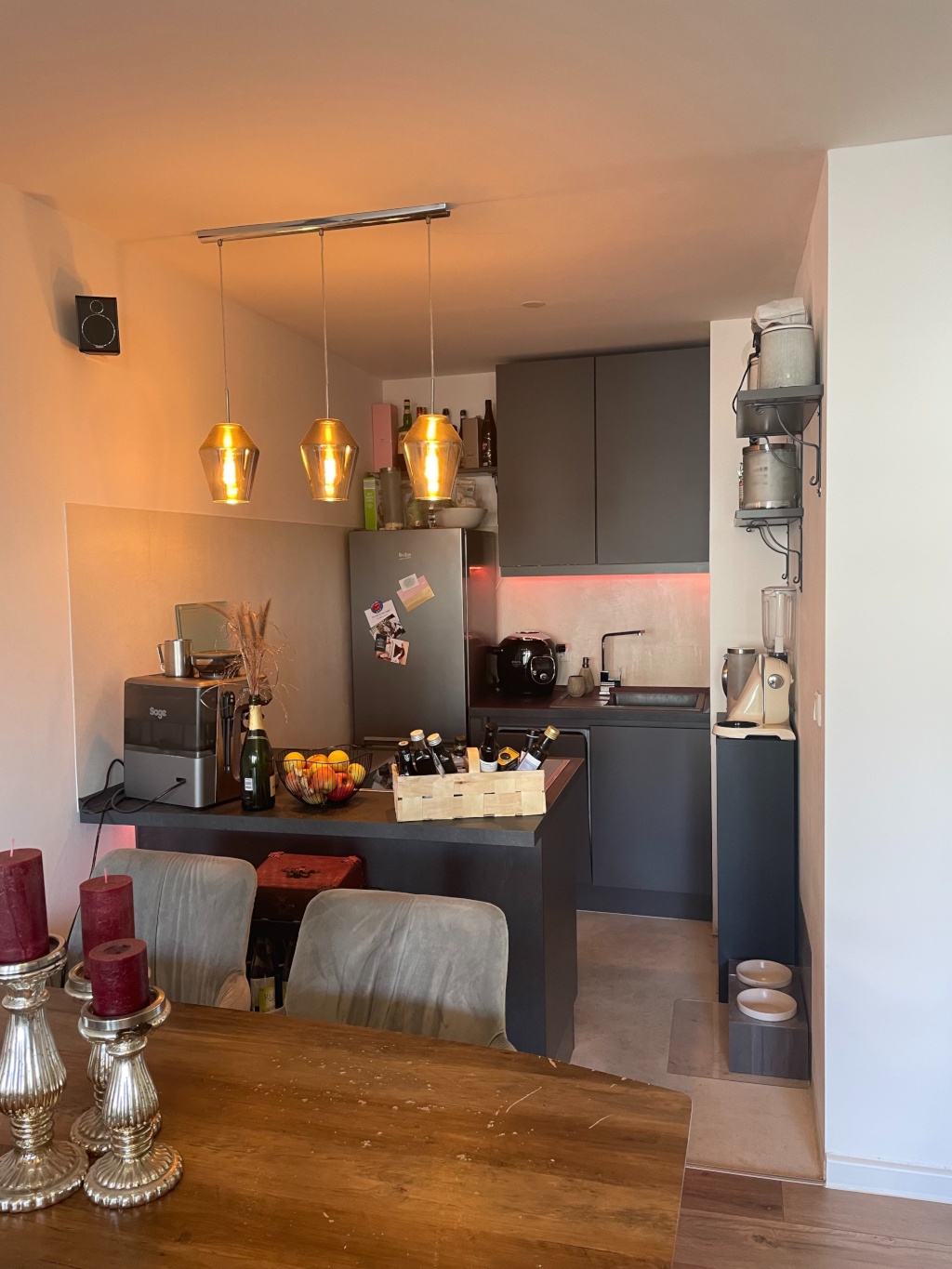 !TOP! Vollmöbliert und Renoviert in Top Lage am Leonrodplatz 2-Zi mit Balkon! – 80636 München Neuhausen-Nymphenburg – Vorschaubild 4