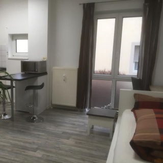Anzeigenbild: Nachmieter für 1-Zimmer Apartment in FH-Nähe plus Stellplatz