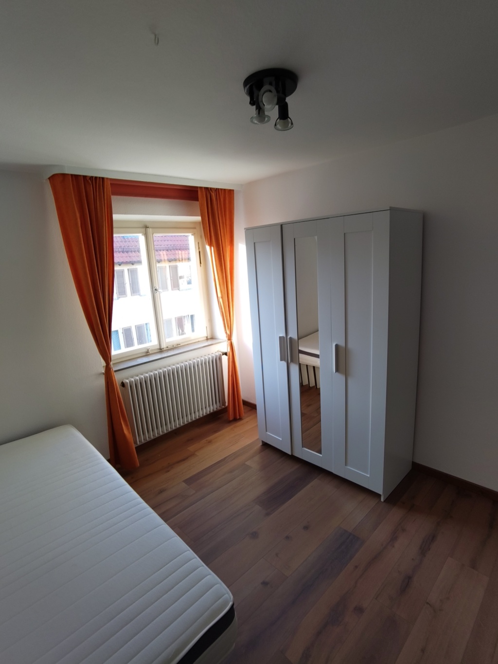 WG-Zimmer Zuffenhausen Waldäckerstraße 16 - Dein Zimmer