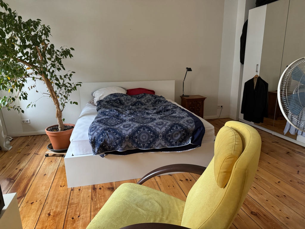 Flatshare Charlottenburg-Wilmersdorf Holsteinische Straße - zur Auswahl: großes Zimmer 1200 €+ ca 90 Quadratmeter Wohnung zur gemeinsamen Nutzung