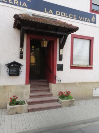 Anzeigenbild: 1 Zimmer mit Dusche/WC/TV