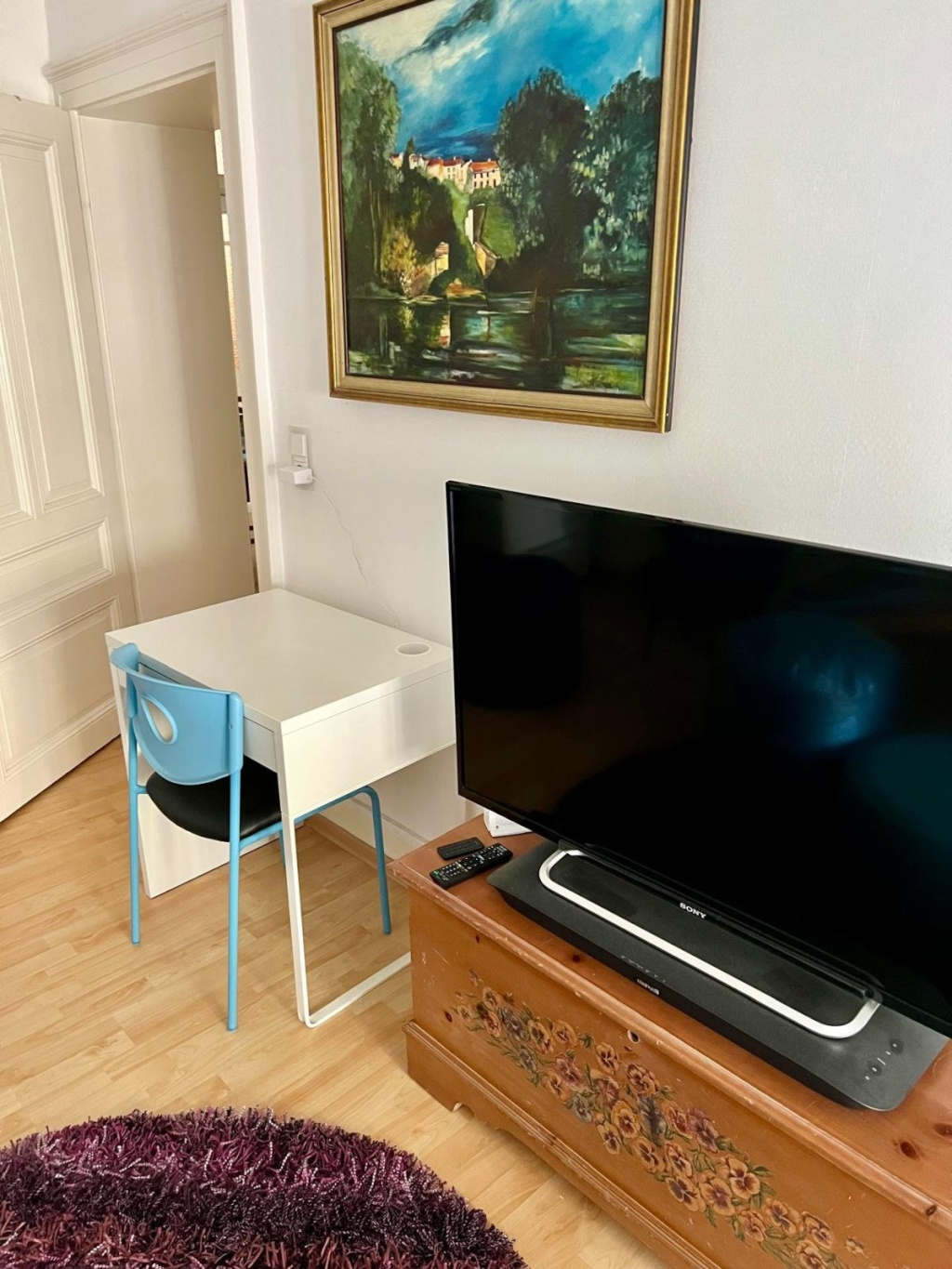 Flatshare Bornheim/Nordend Erlenbacherstr. - Dein TV + Schreibtisch