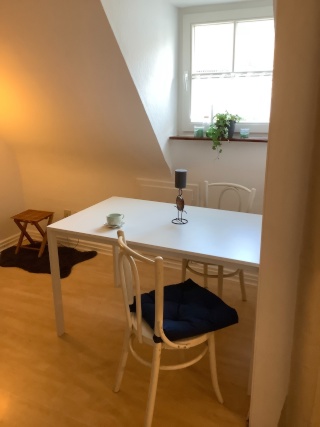 Anzeigenbild: Möbliertes Zimmer in Zweier WG