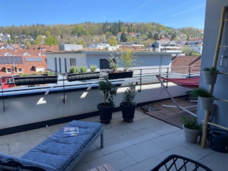 Imagen del anuncio: Alquiler a corto plazo Octubre: Luminoso apartamento de 2 habitaciones con amplia terraza en la azotea durante 3 semanas en octubre para alquilar