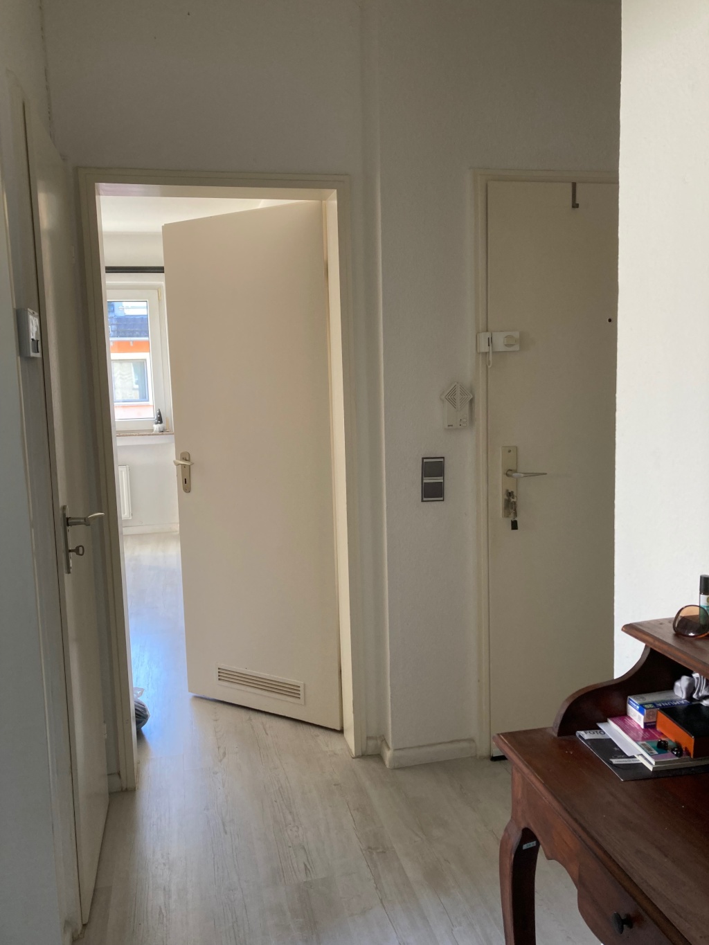 Zwischenmiete 2 Zimmer Wohnung – Formesstraße, 51063 Köln Mülheim – Vorschaubild 4
