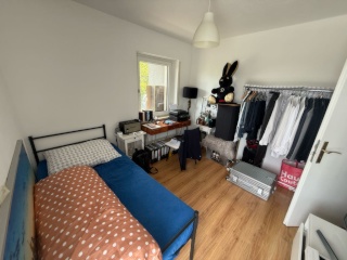 Anzeigenbild: WG Zimmer mit Dachterrasse und Blick auf den Taunus