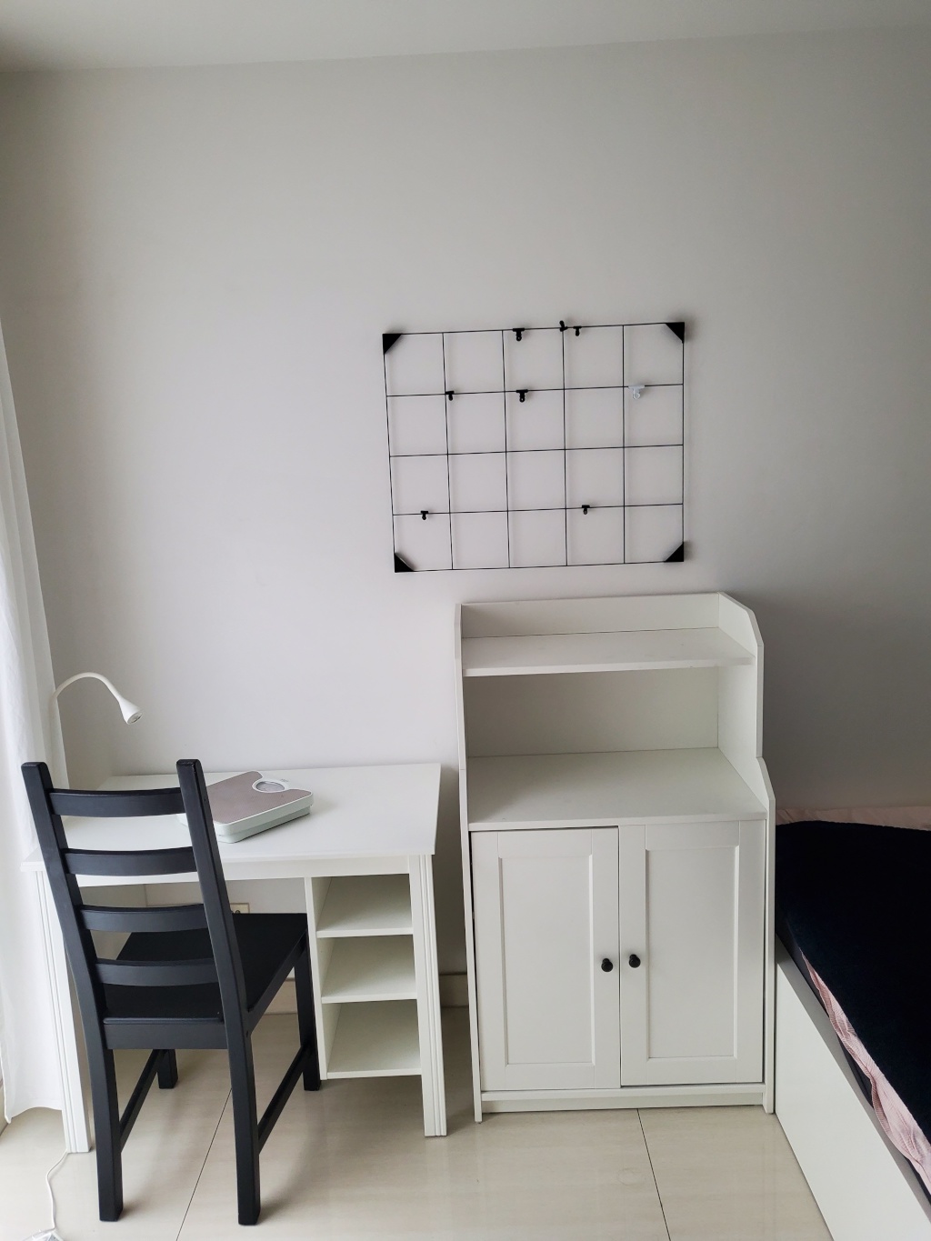 WG-Zimmer Bilk Witzelstraße, xxx - Dein Schreibtisch