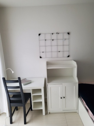 Anzeigenbild: möbliertes WG-Zimmer mit eigenem Badezimmer