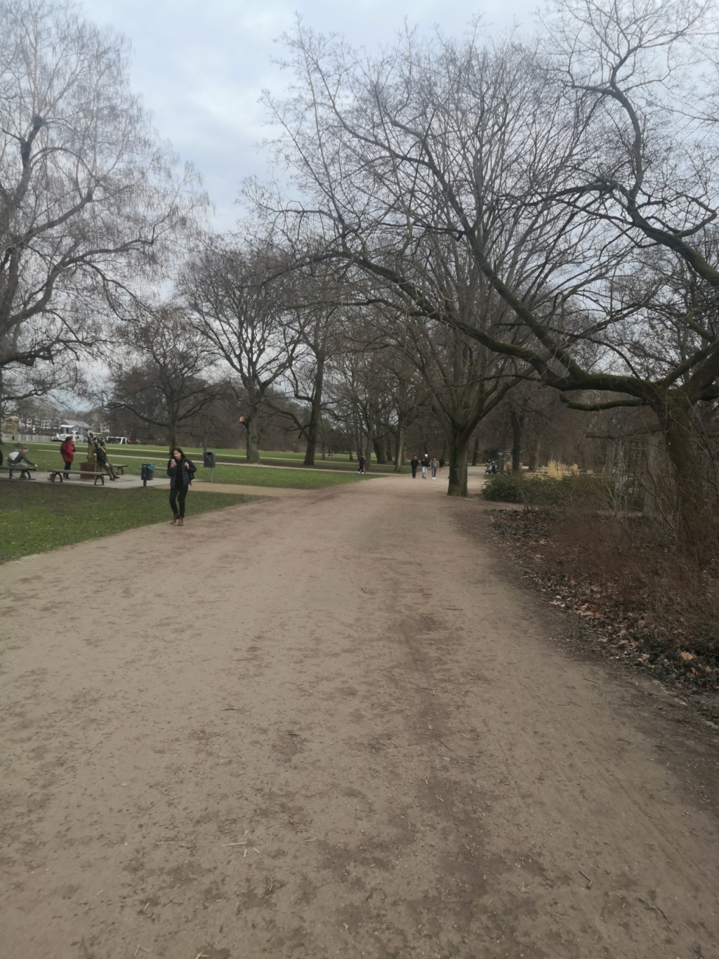 WG-Zimmer Friedrichshain Dossestraße - Treptower Park mit Hafen - 10 min mit Rad oder eine S-Bahn-Station
